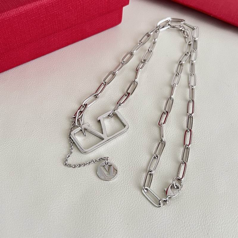 Valentino  Necklace 05yxs12 (6)
