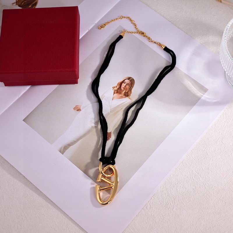 Valentino  Necklace 05yxs13 (5)