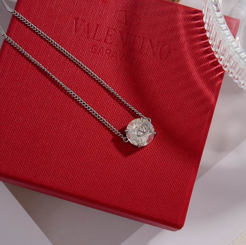 Valentino  Necklace 05yxs17 (2)