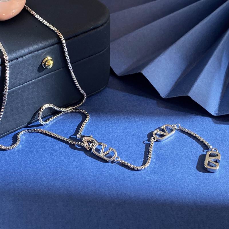 Valentino  Suits 05yxs04 (5)