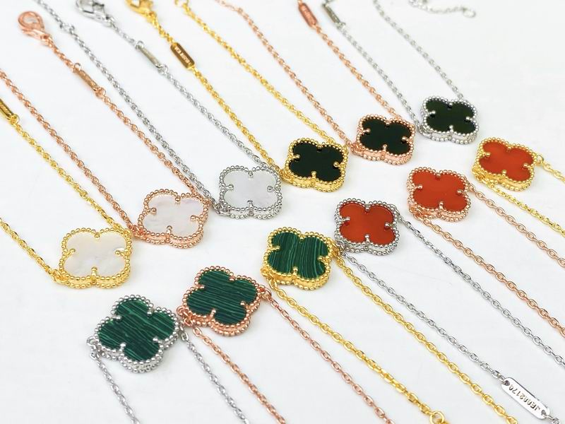 Van Cleef & Arpels  Bracelet  05yxs02 (2)