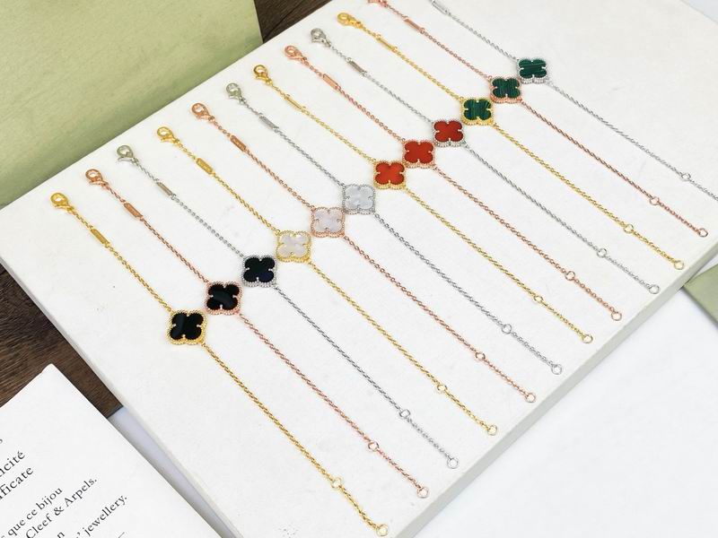Van Cleef & Arpels  Bracelet  05yxs02 (6)
