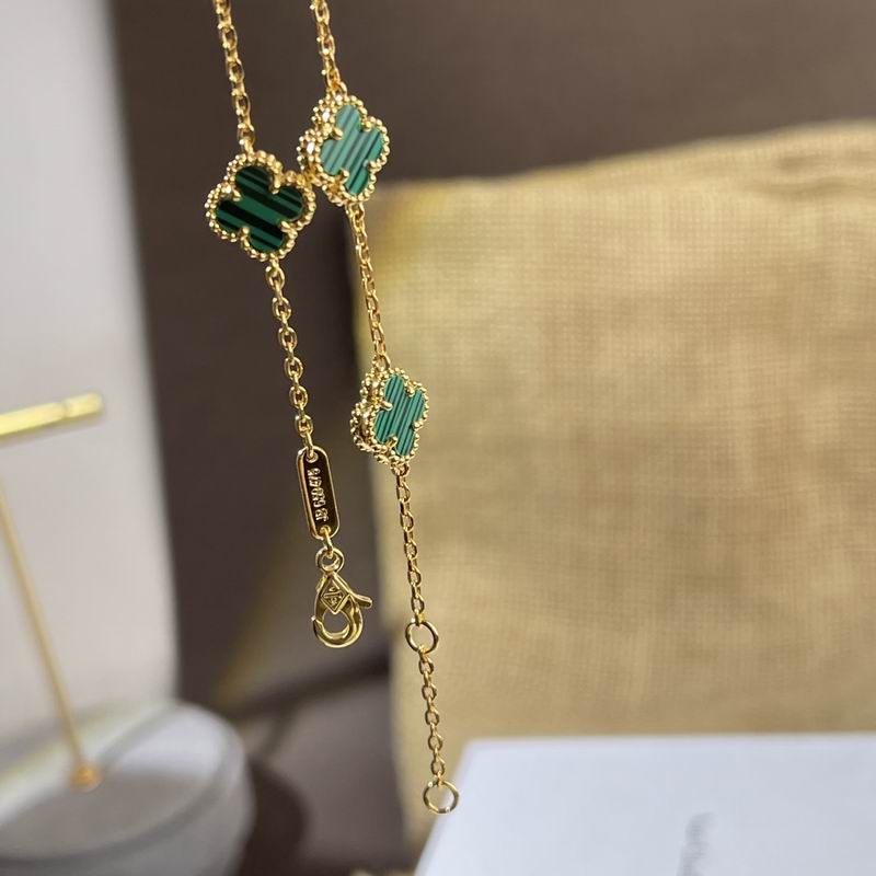 Van Cleef & Arpels  Bracelet  05yxs04 (12)