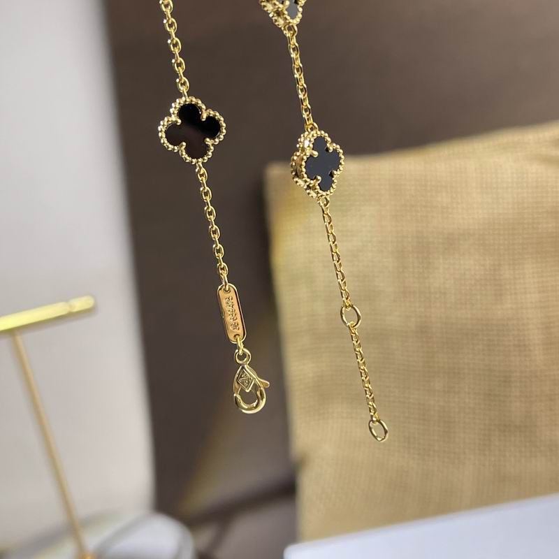 Van Cleef & Arpels  Bracelet  05yxs04 (8)
