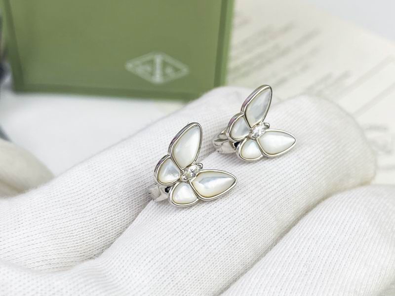 Van Cleef & Arpels  Earring 05yxs01 (2)