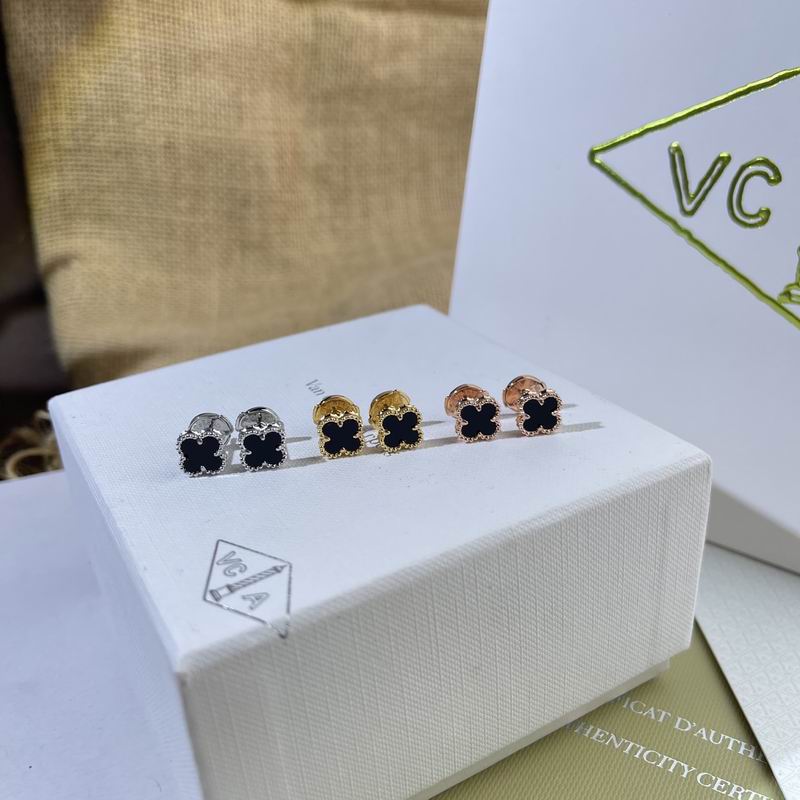 Van Cleef & Arpels  Earring 05yxs03 (1)