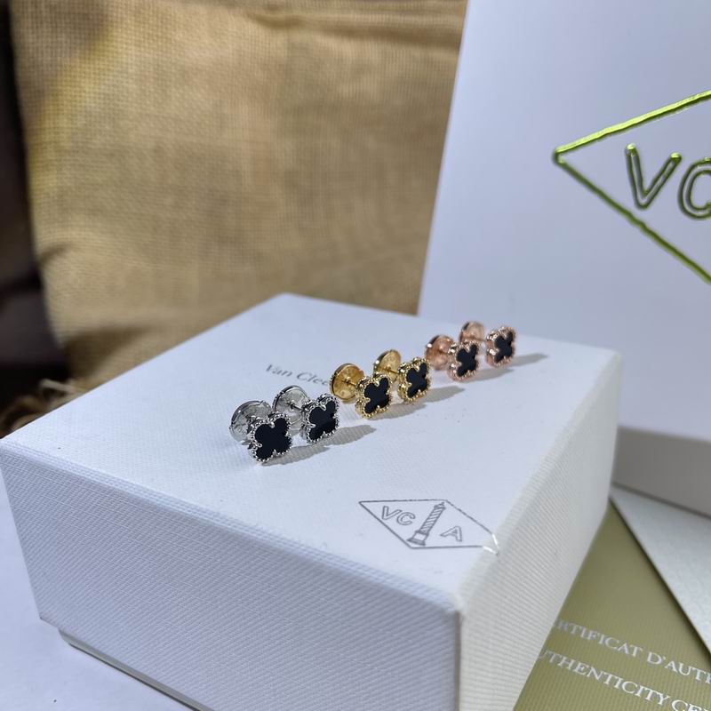 Van Cleef & Arpels  Earring 05yxs03 (2)