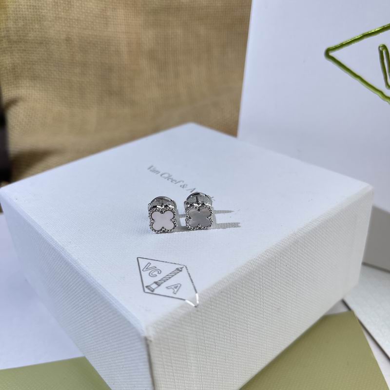 Van Cleef & Arpels  Earring 05yxs04 (4)