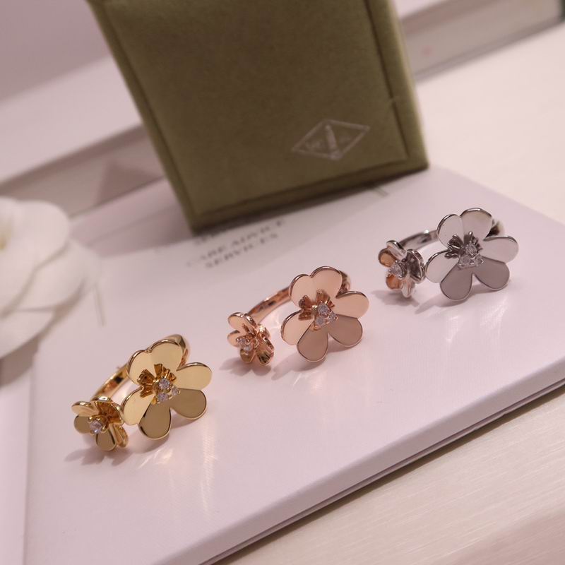 Van Cleef & Arpels  Ring 05yxs01 (7)