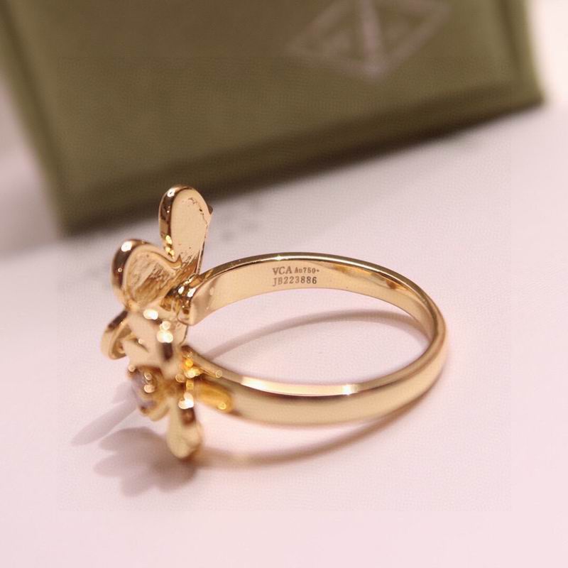 Van Cleef & Arpels  Ring 05yxs01 (9)