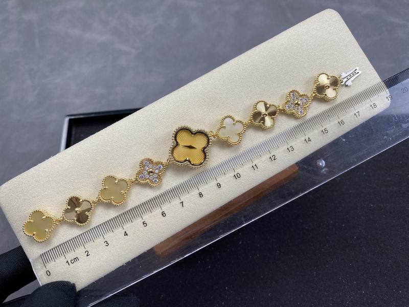 Van Cleef & Arpels 23mm 07 (30)
