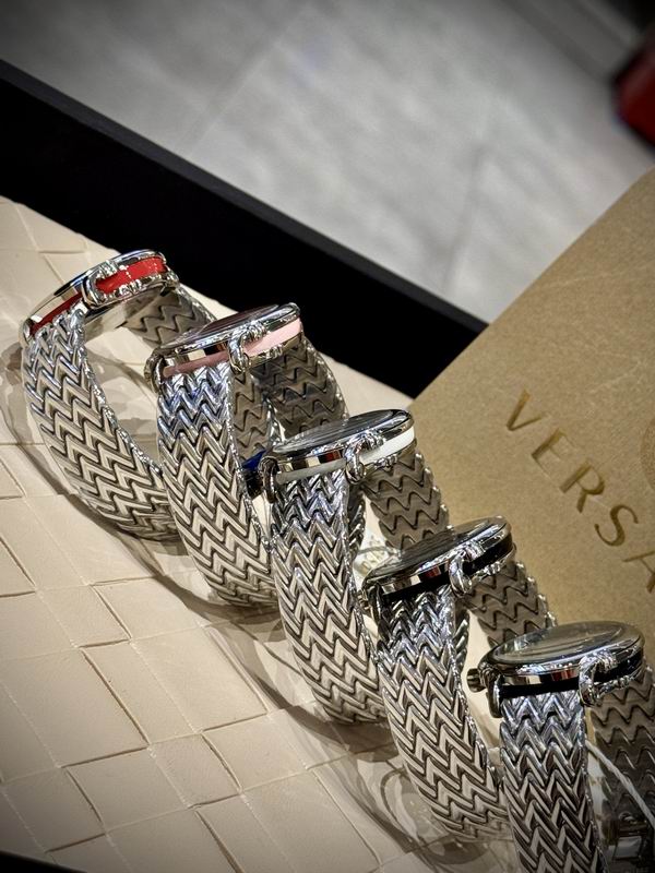 Versace 35mm  (8)