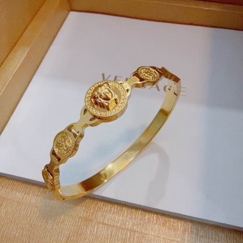 Versace Bracelet  05yxs02 (10)