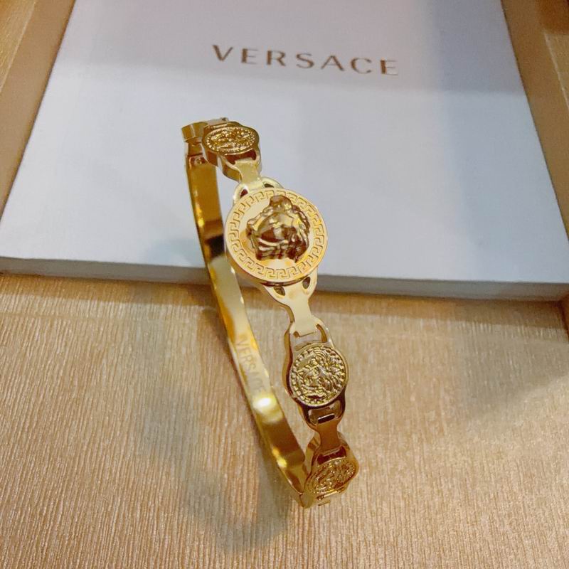 Versace Bracelet  05yxs02 (12)
