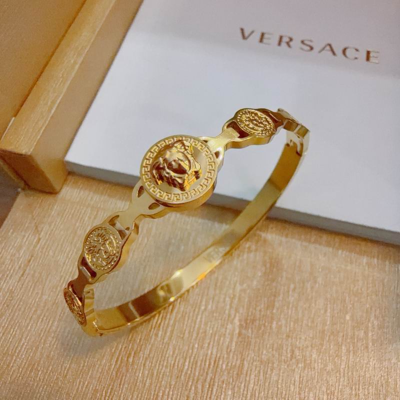 Versace Bracelet  05yxs02 (7)