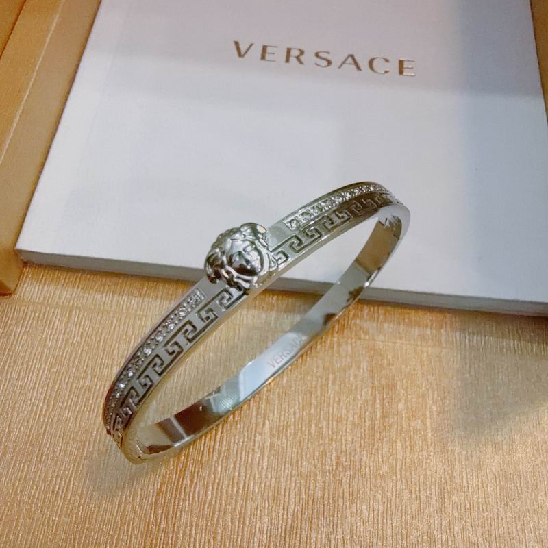 Versace Bracelet  05yxs03 (12)