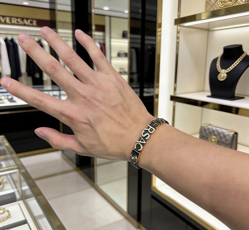 Versace Bracelet  05yxs05 (5)