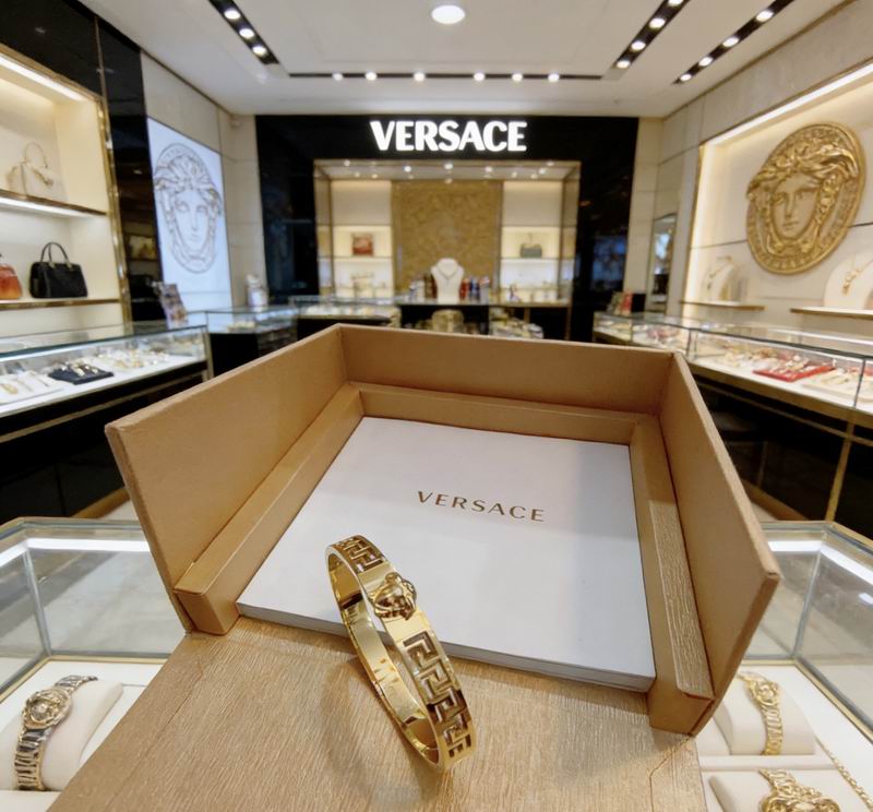 Versace Bracelet  05yxs08 (7)