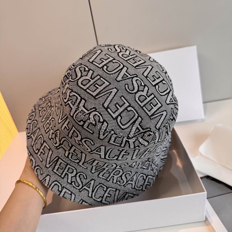 Versace hat dx (388)