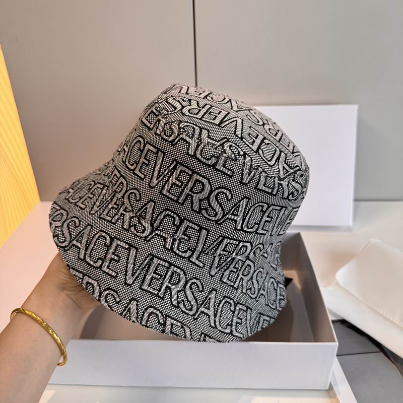 Versace hat dx (389)