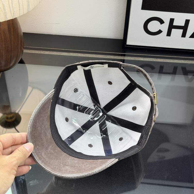 Vivienne Westwood Cap dx (1109)