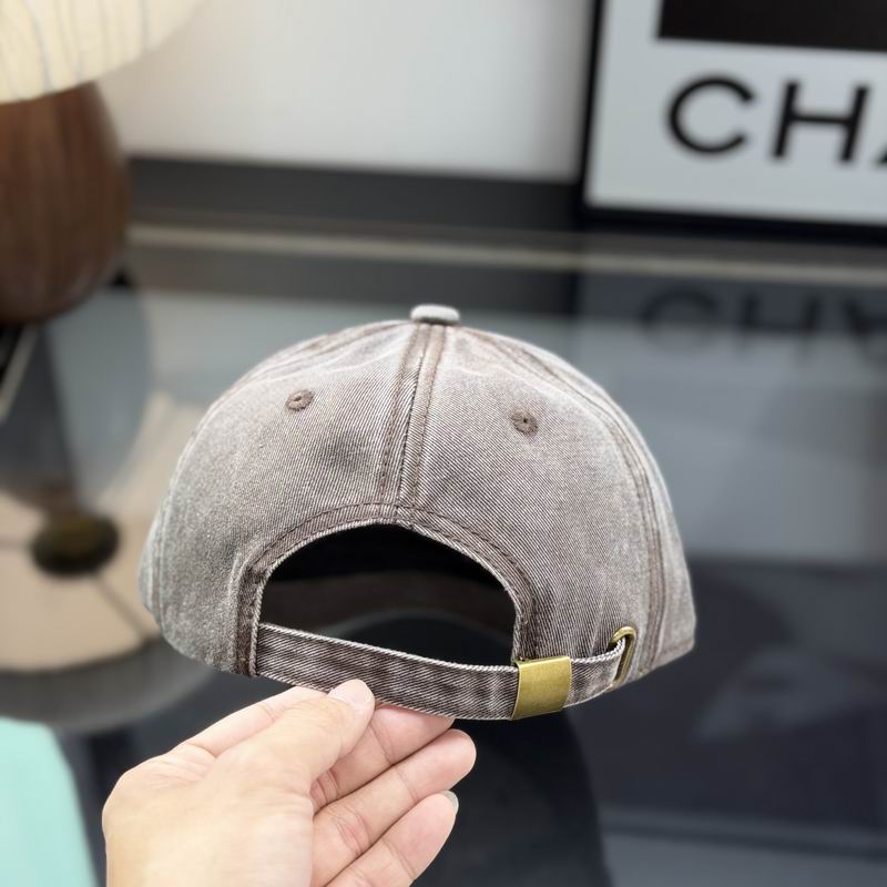 Vivienne Westwood Cap dx (1110)
