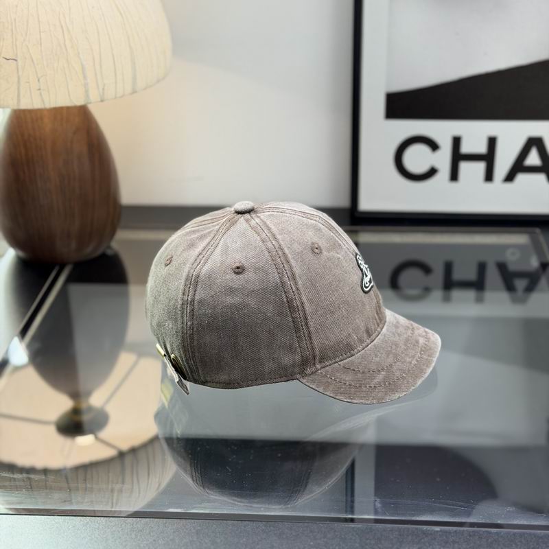 Vivienne Westwood Cap dx (1113)