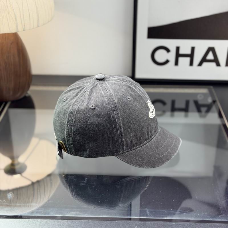 Vivienne Westwood Cap dx (1132)