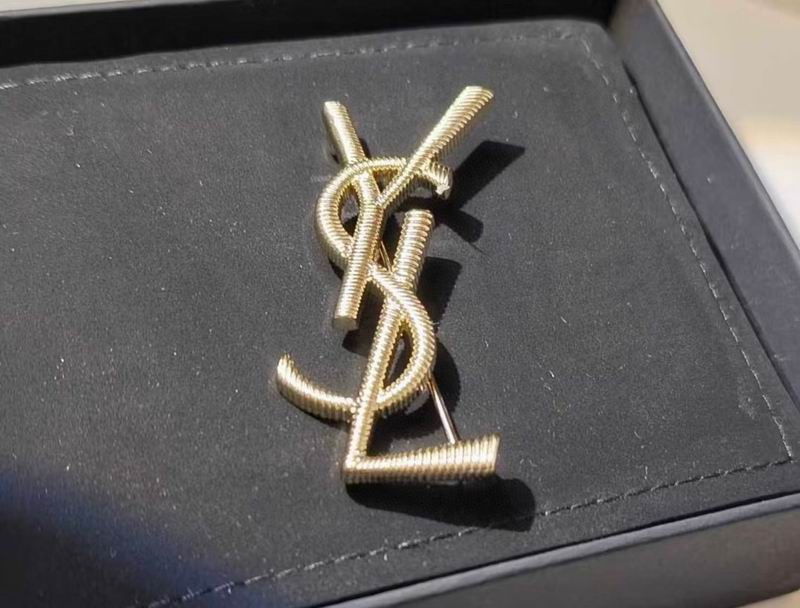 YSL Brooch 04yxs05 (2)