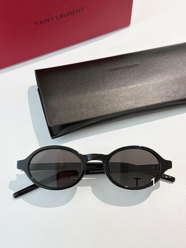 YSL M161F 47 24-145 A01