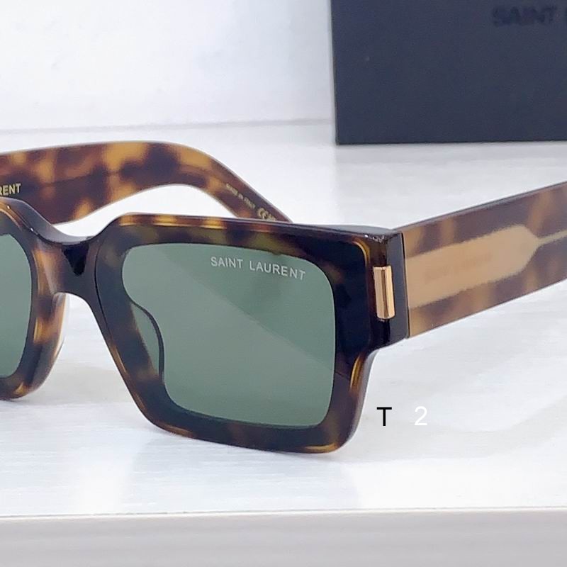 YSL M249 61 15-148 B07