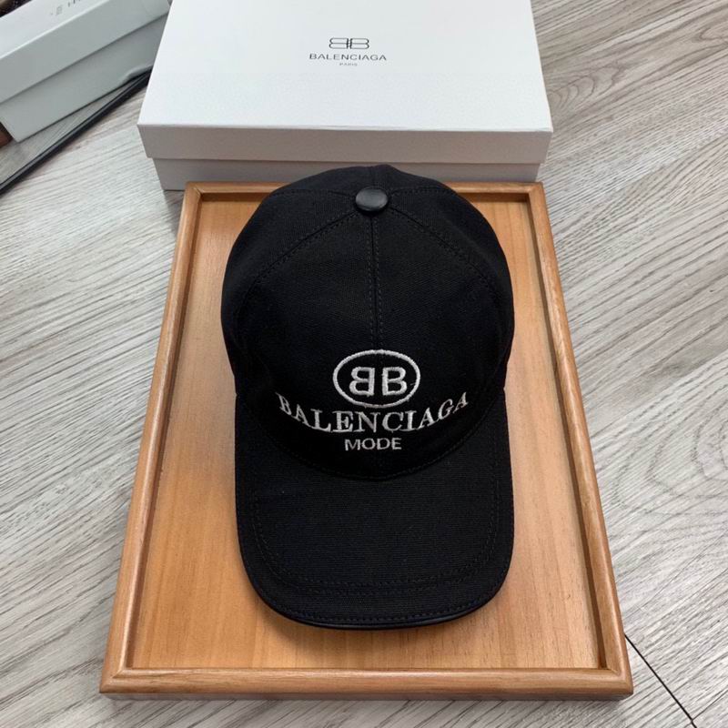 Balenciaga Cap (1937)
