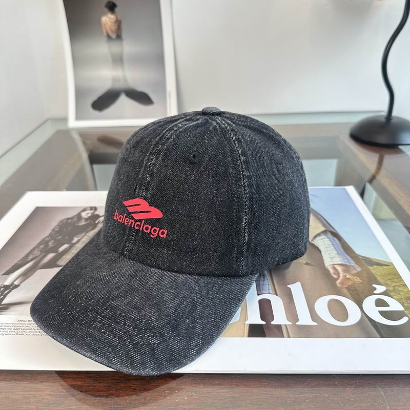 Balenciaga Cap (852)