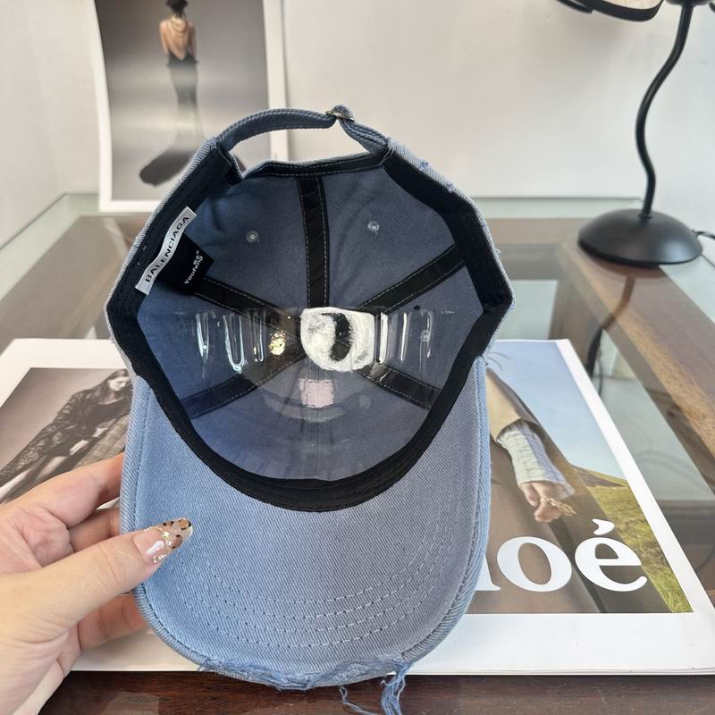 Balenciaga Cap (857)