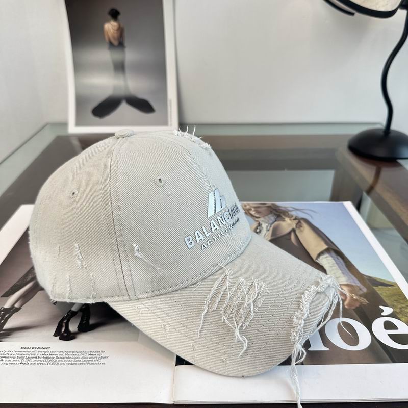 Balenciaga Cap (882)