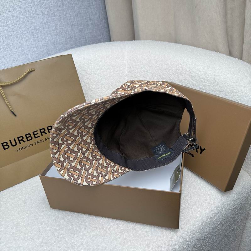 Burberry Cap (152)