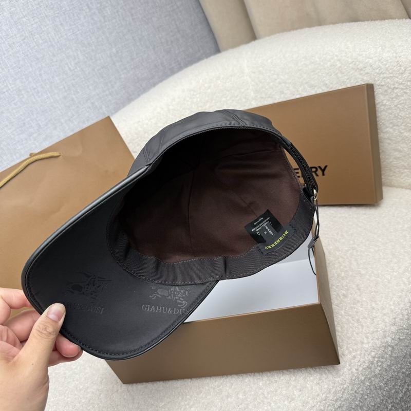 Burberry Cap (265)