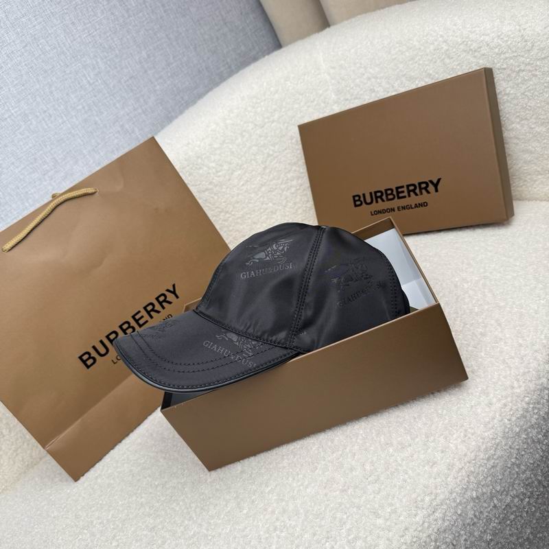 Burberry Cap (270)