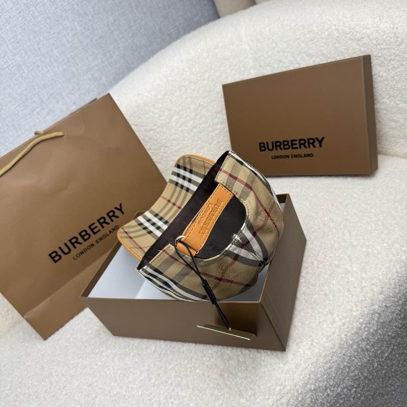 Burberry Cap (272)