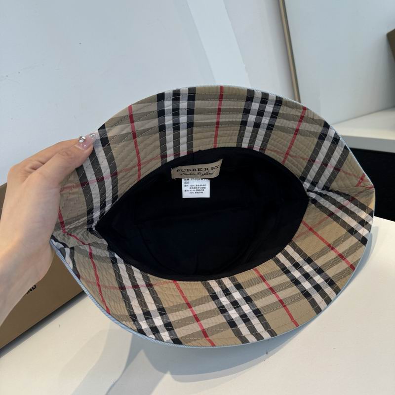 Burberry Hat (547)
