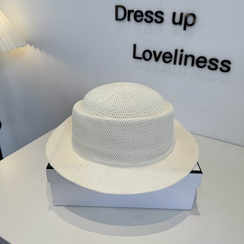 Chanel top hat (250)