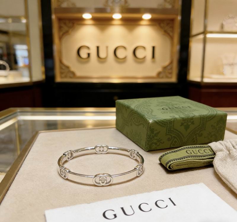 Gucci Bracelet 04yxs285 (2)