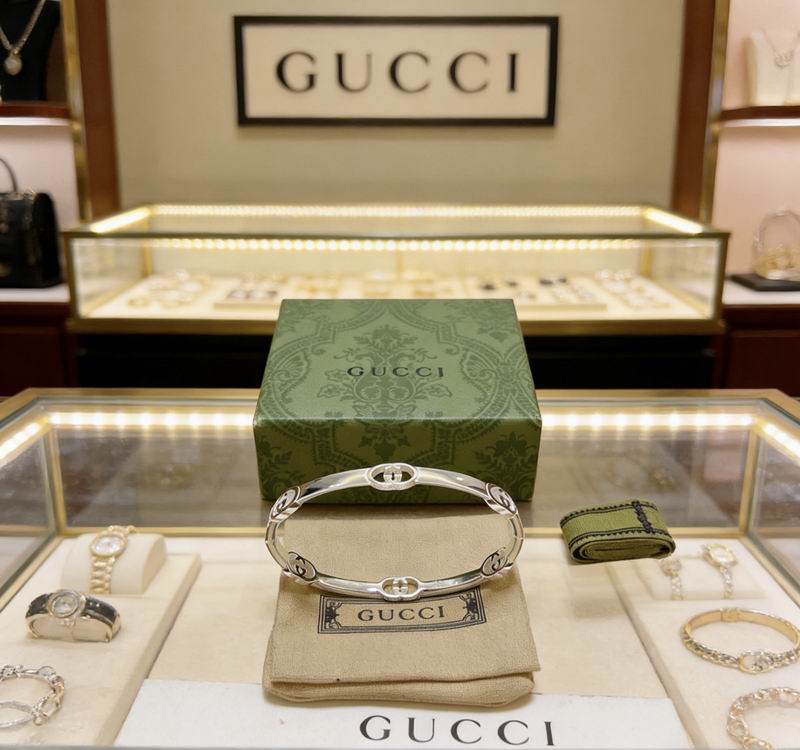 Gucci Bracelet 04yxs285 (3)