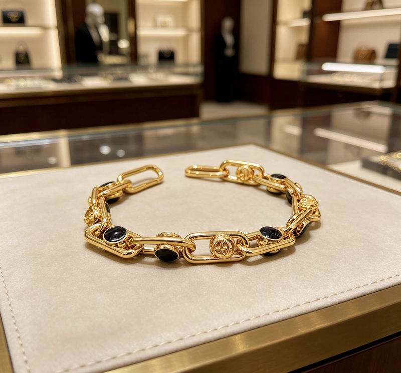Gucci Bracelet 04yxs286 (4)