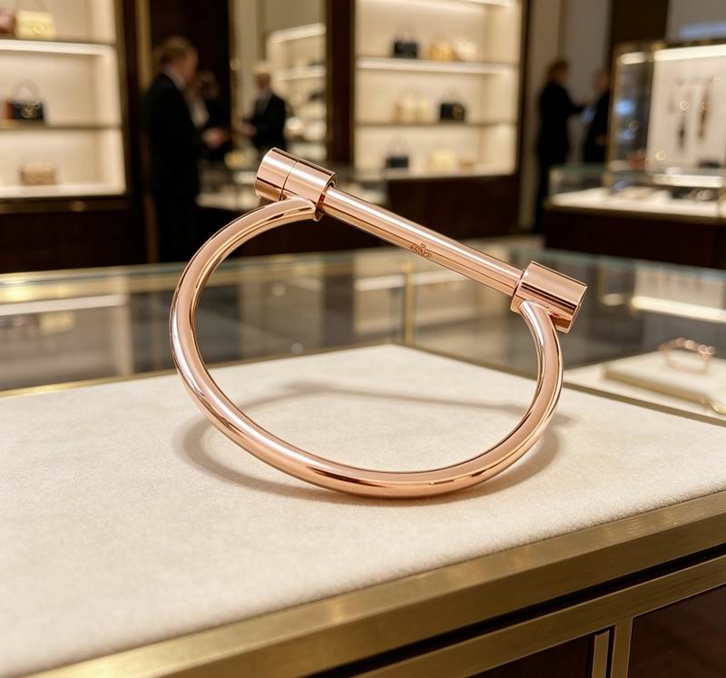 Gucci Bracelet 04yxs299 (10)