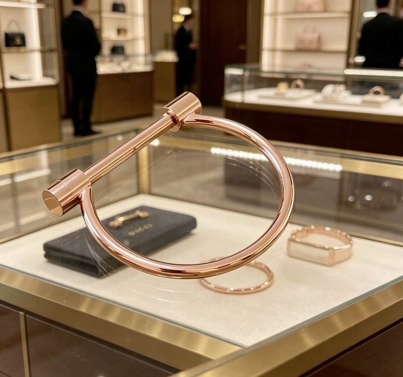 Gucci Bracelet 04yxs299 (11)