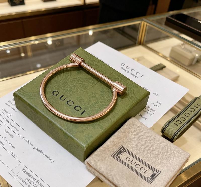 Gucci Bracelet 04yxs299 (16)