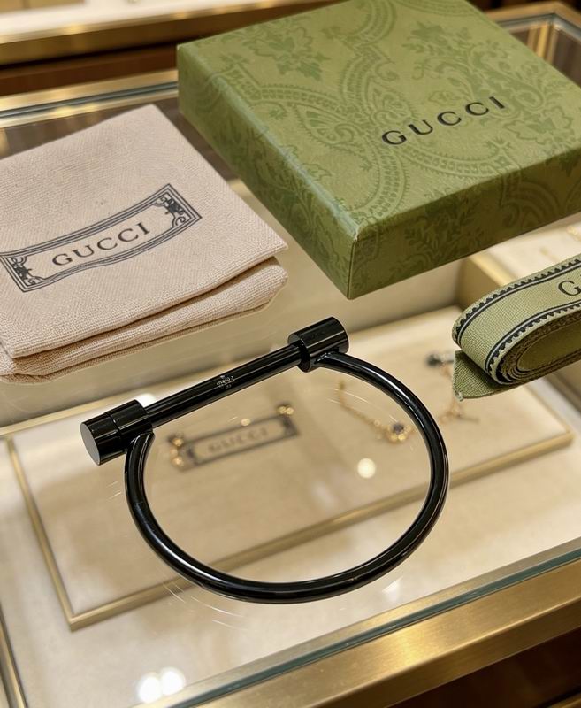 Gucci Bracelet 04yxs299 (20)