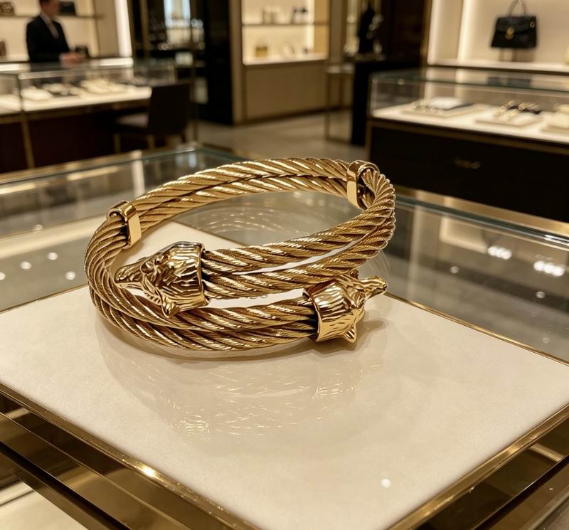 Gucci Bracelet 04yxs300 (2)