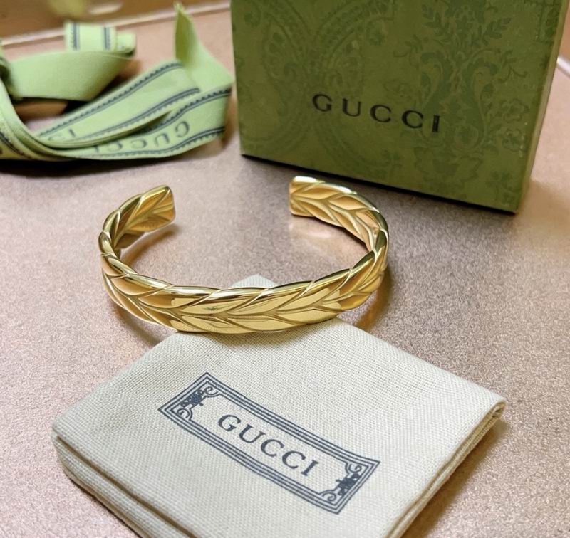Gucci Bracelet 04yxs302 (8)